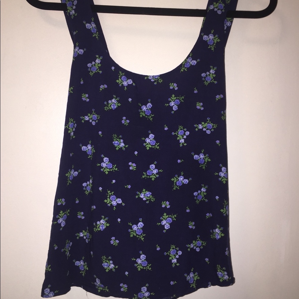 Floral Blue Top 🦋 [BUNDLE & SAVE]